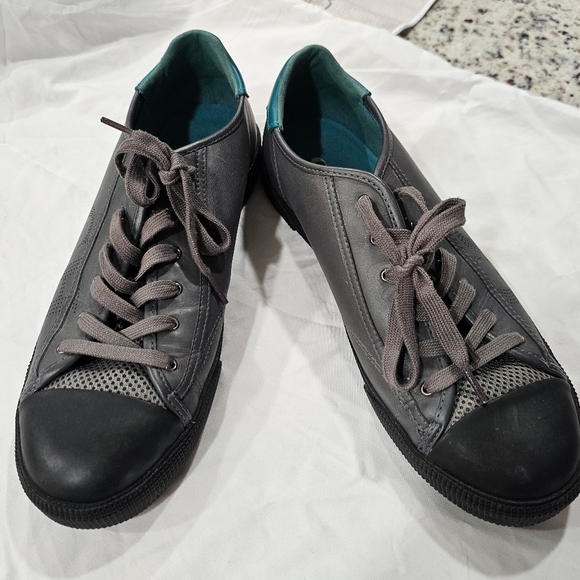 Mens Coach Perforated Leather Shoes Sz10 - Picture 6 of 6